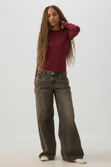 Basicore⢠Fitted Long Sleeve T-Shirt