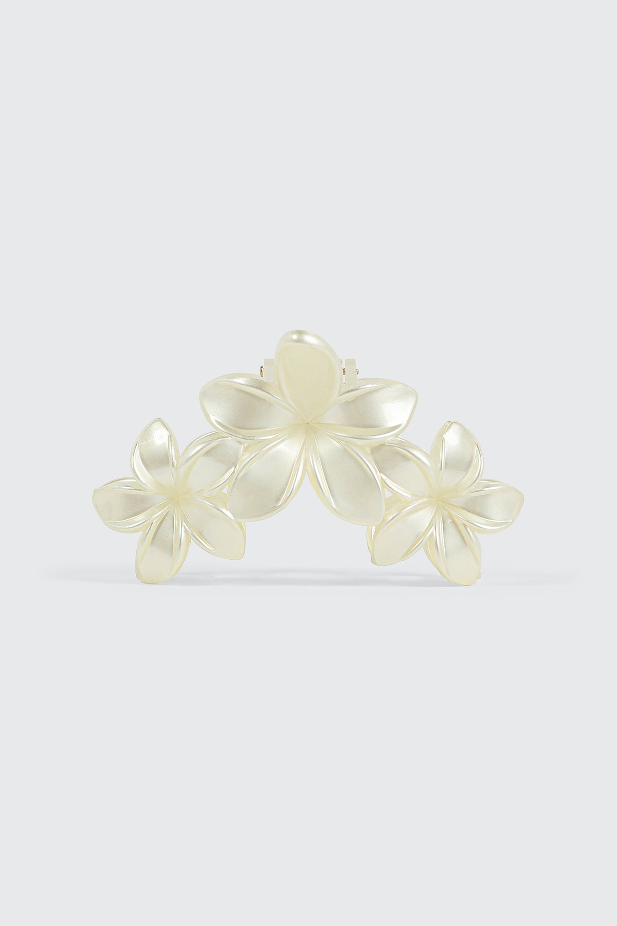 Pearlized Floral Hair Claw